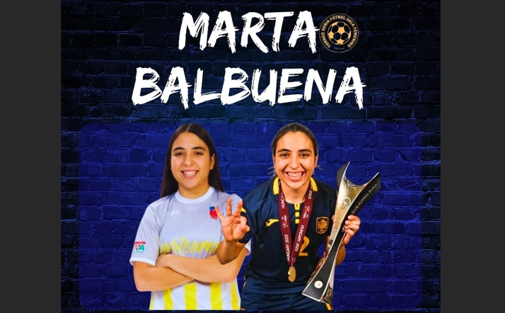 Marta Balbuena, 3 veces campeona de Europa, regala una de sus camisetas al Soria Futsal Fem