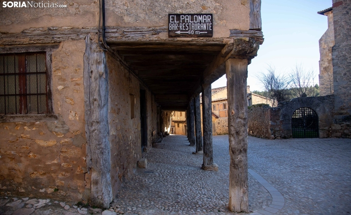 Señalización de un bar en una localidad de la provincia de Soria. /SN