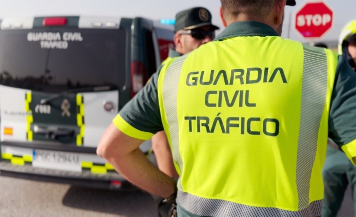 La Guardia Civil investiga a un camionero al sextuplicar la tasa de alcoholemia permitida