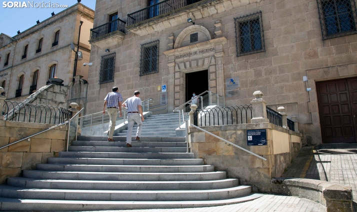 Hacienda ha devuelto 10,87 M&euro; a 18.206 contribuyentes sorianos tras los dos primeros meses de campaña
