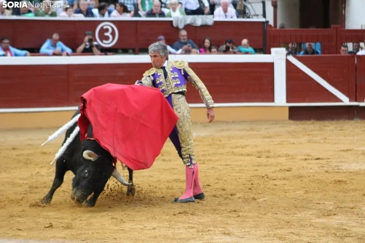 Corrida del toros del Domingo de Calderas. /Santos Gómez