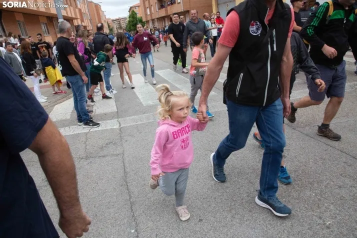 En im&aacute;genes: Los m&aacute;s peque&ntilde;os de Soria tambi&eacute;n se atreven con los encierros