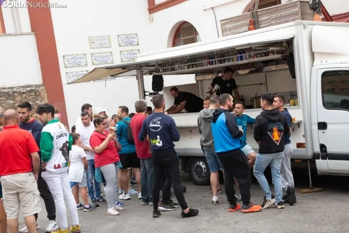En im&aacute;genes: Los m&aacute;s peque&ntilde;os de Soria tambi&eacute;n se atreven con los encierros