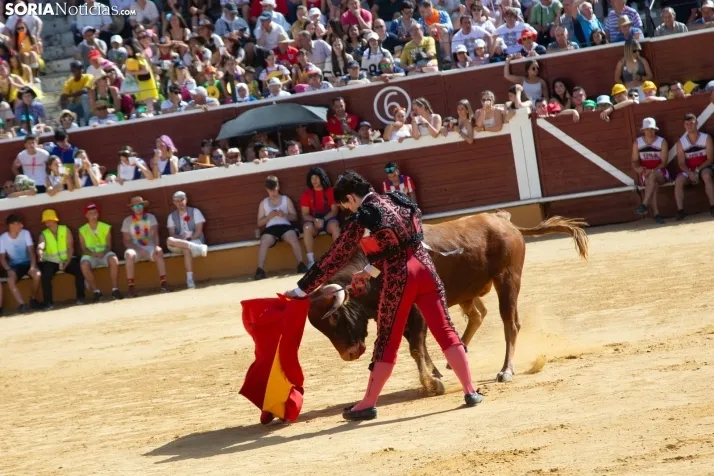 Viernes de Toros 2024