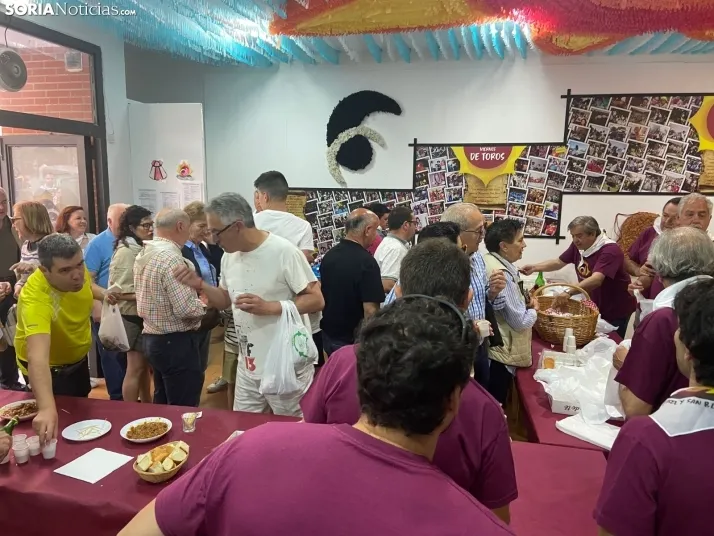 Recogida de la tajada en crudo del Sábado Agés.