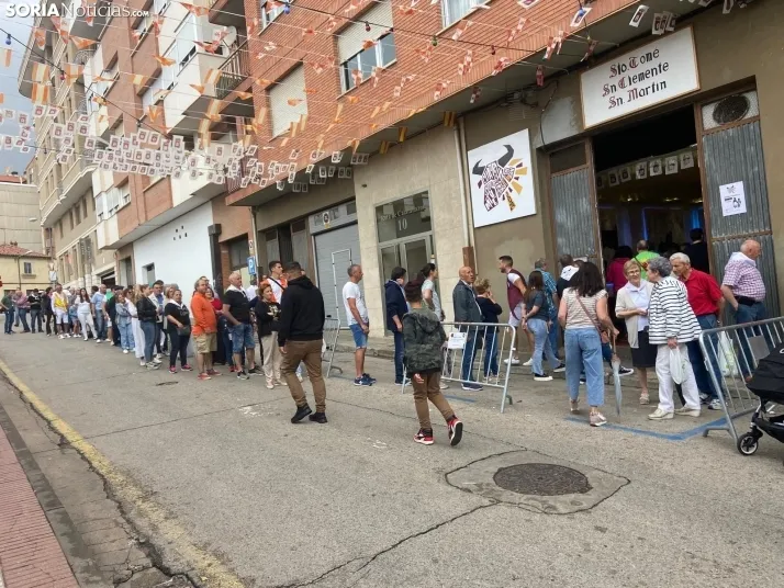 Recogida de la tajada en crudo del Sábado Agés.