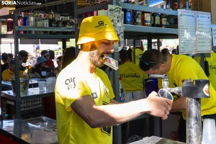 EN FOTOS | Soria brinda en los chiringuitos por el &lsquo;Desencajonamiento&rsquo; 2024