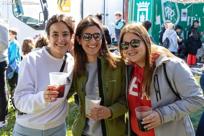 EN FOTOS | Soria brinda en los chiringuitos por el &lsquo;Desencajonamiento&rsquo; 2024