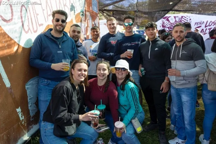 EN FOTOS | Soria brinda en los chiringuitos por el &lsquo;Desencajonamiento&rsquo; 2024