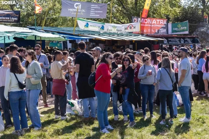 EN FOTOS | Soria brinda en los chiringuitos por el &lsquo;Desencajonamiento&rsquo; 2024