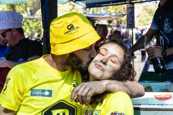 EN FOTOS | Soria brinda en los chiringuitos por el &lsquo;Desencajonamiento&rsquo; 2024