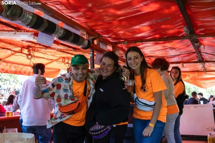 EN FOTOS | Soria brinda en los chiringuitos por el &lsquo;Desencajonamiento&rsquo; 2024