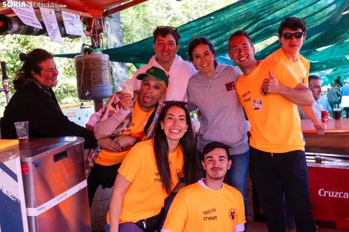 EN FOTOS | Soria brinda en los chiringuitos por el &lsquo;Desencajonamiento&rsquo; 2024