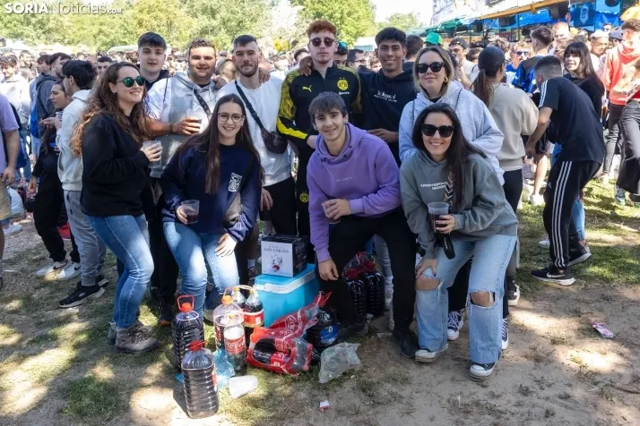 EN FOTOS | Soria brinda en los chiringuitos por el &lsquo;Desencajonamiento&rsquo; 2024