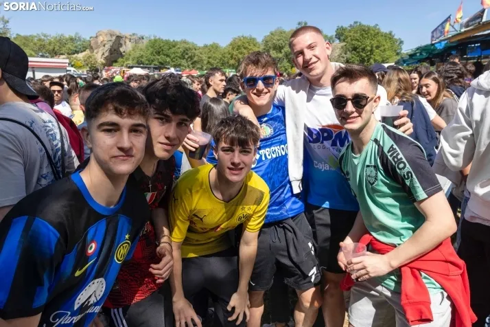 EN FOTOS | Soria brinda en los chiringuitos por el &lsquo;Desencajonamiento&rsquo; 2024