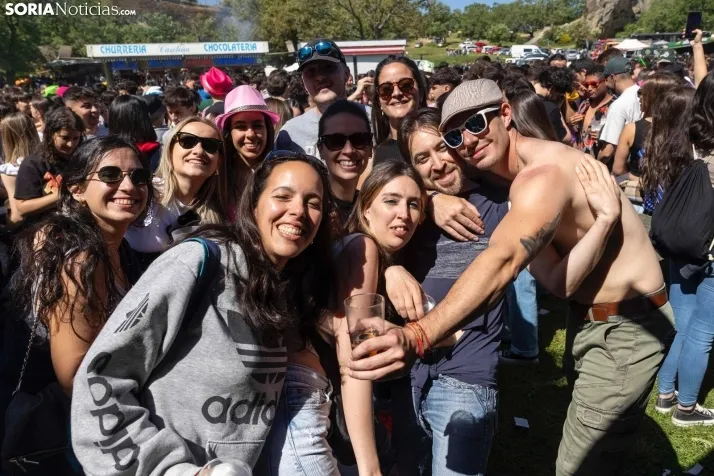 EN FOTOS | Soria brinda en los chiringuitos por el &lsquo;Desencajonamiento&rsquo; 2024