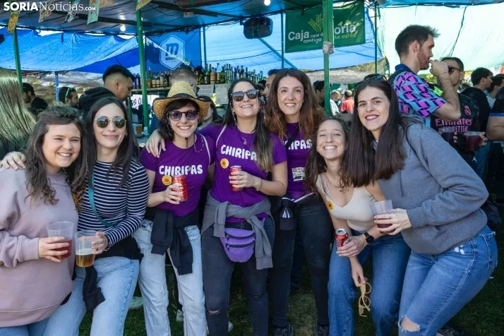 EN FOTOS | Soria brinda en los chiringuitos por el &lsquo;Desencajonamiento&rsquo; 2024