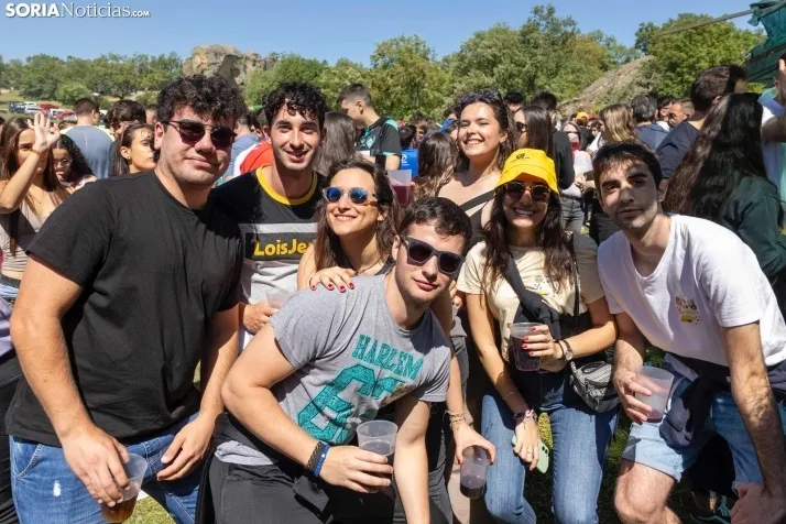 EN FOTOS | Soria brinda en los chiringuitos por el &lsquo;Desencajonamiento&rsquo; 2024