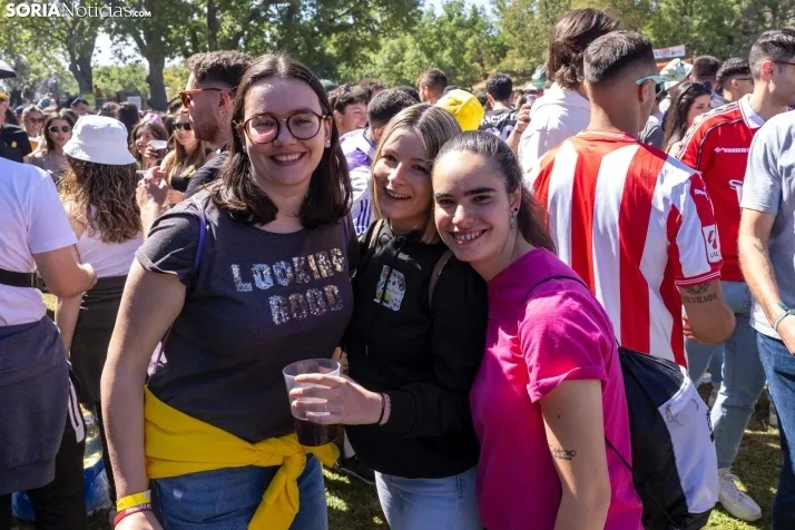 EN FOTOS | Soria brinda en los chiringuitos por el &lsquo;Desencajonamiento&rsquo; 2024