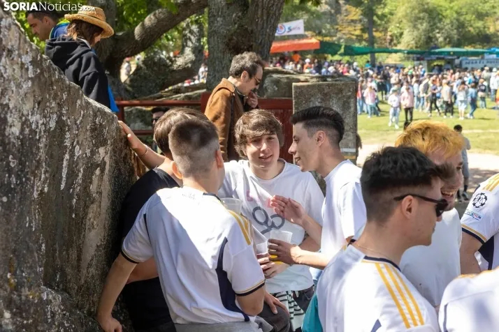EN FOTOS | Soria brinda en los chiringuitos por el &lsquo;Desencajonamiento&rsquo; 2024
