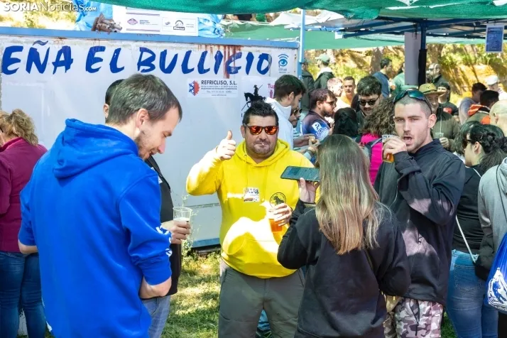 EN FOTOS | Soria brinda en los chiringuitos por el &lsquo;Desencajonamiento&rsquo; 2024