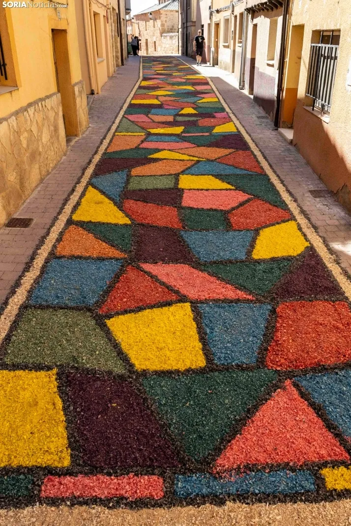 EN FOTOS | Las alfombras florales decoran las calles de San Esteban por el Corpus Christi