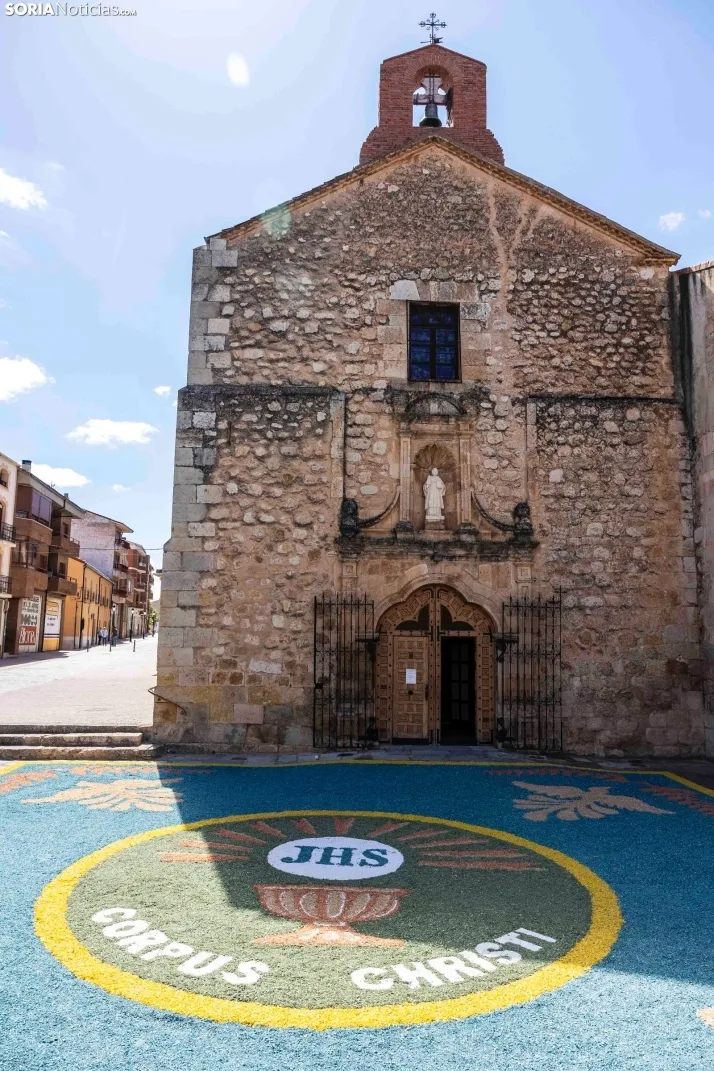 Alfombras flores Corpus Christi San Esteban 2024./Viksar Fotografía