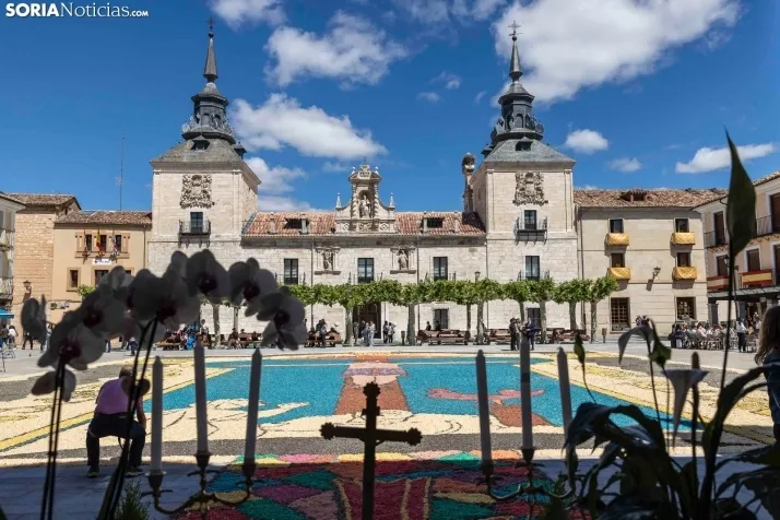 EN FOTOS | El Burgo de Osma se llena de color e ilusi&oacute;n en la procesi&oacute;n del Corpus Christi