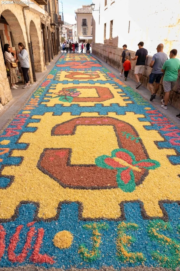EN FOTOS | El Burgo de Osma se llena de color e ilusi&oacute;n en la procesi&oacute;n del Corpus Christi