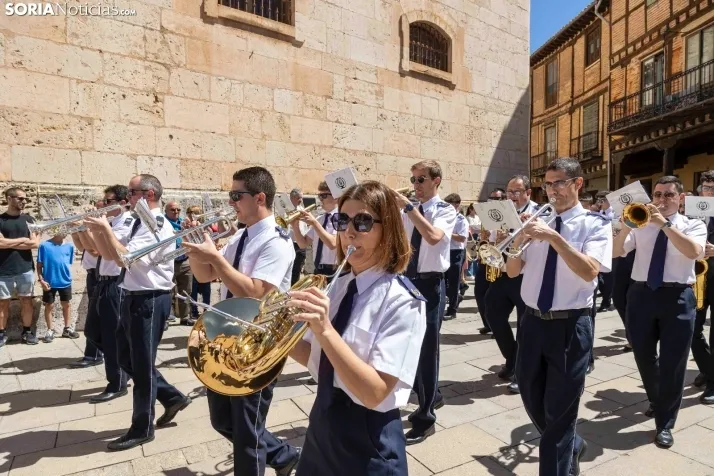 EN FOTOS | El Burgo de Osma se llena de color e ilusi&oacute;n en la procesi&oacute;n del Corpus Christi