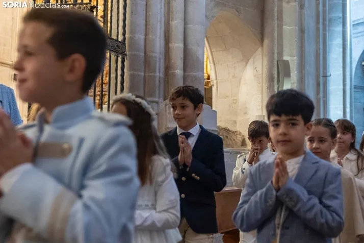EN FOTOS | El Burgo de Osma se llena de color e ilusi&oacute;n en la procesi&oacute;n del Corpus Christi