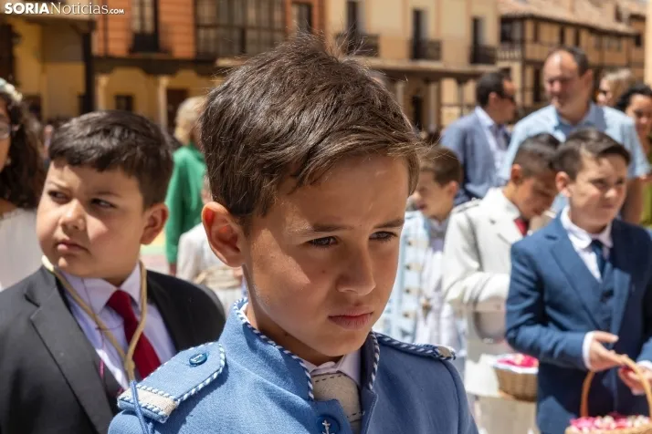 EN FOTOS | El Burgo de Osma se llena de color e ilusi&oacute;n en la procesi&oacute;n del Corpus Christi