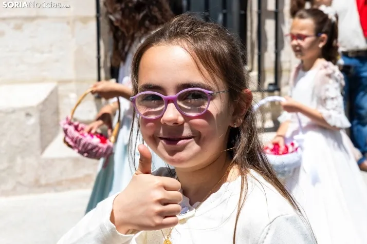 EN FOTOS | El Burgo de Osma se llena de color e ilusi&oacute;n en la procesi&oacute;n del Corpus Christi