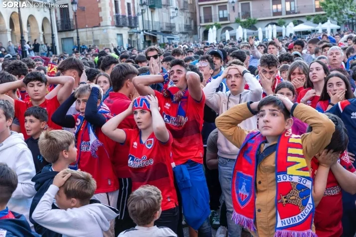 FINAL DE ASCENSO NUMANCIA PLAZA MAYOR./Viksar Fotografía
