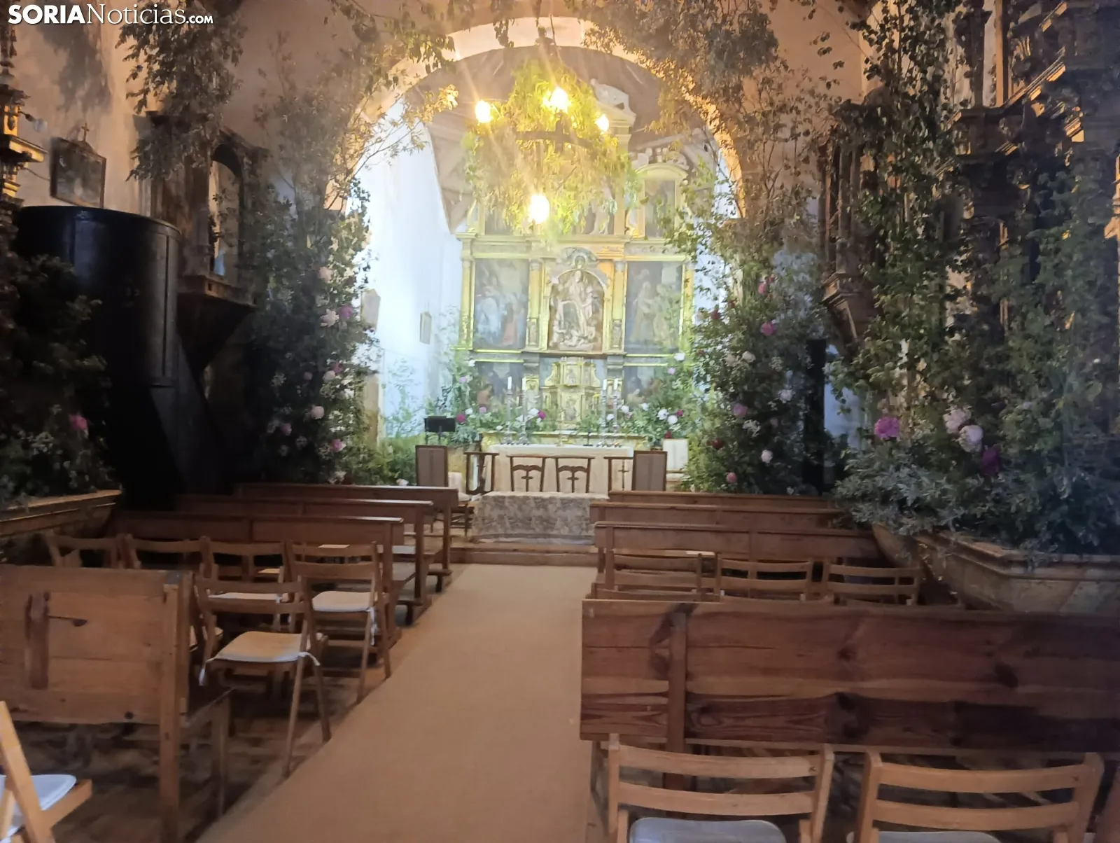 Foto 7 - Almeida o Irene Urdangar&iacute;n: As&iacute; ha sido la llegada de los invitados a la boda de Ver&oacute;nica Urquijo en Hinojosa de la Sierra