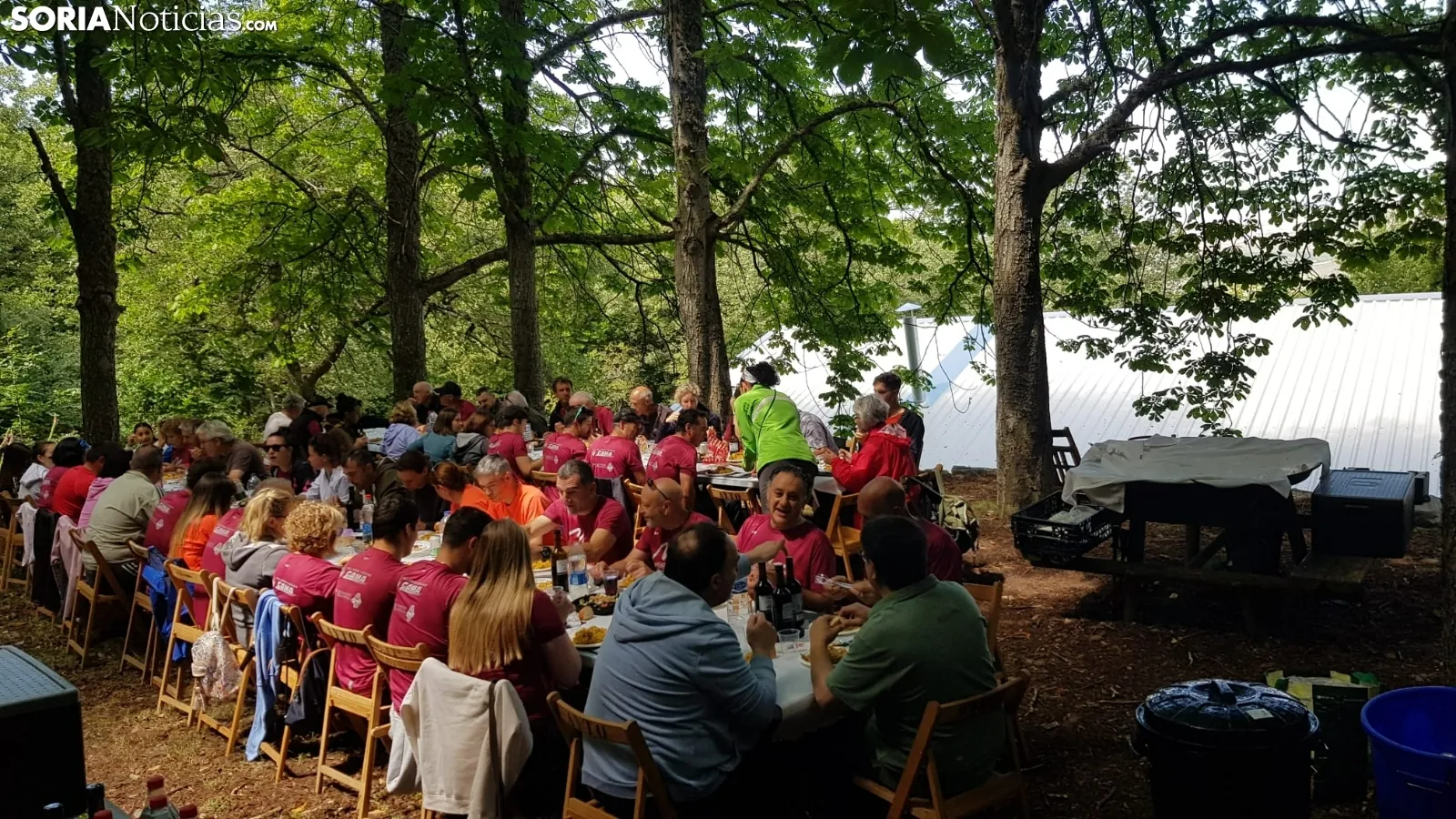 Foto 7 - Los vecinos de &Aacute;greda inauguran el refugio de las Canalejas del Moncayo