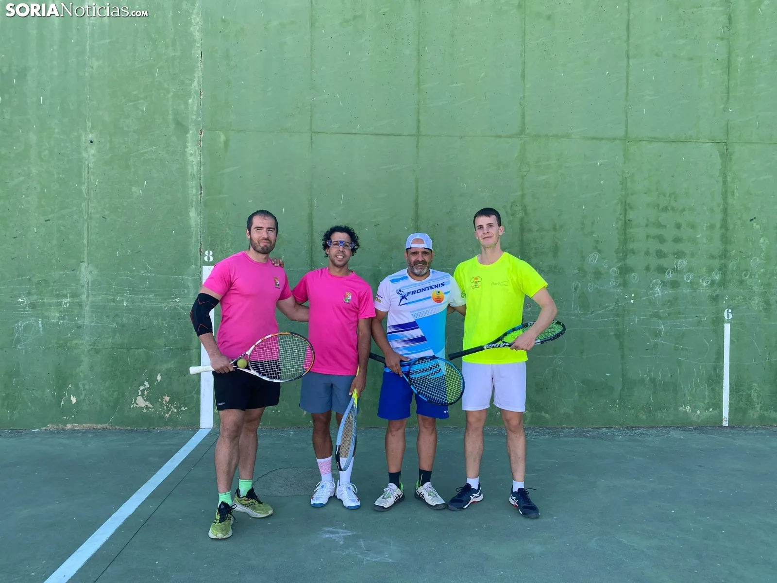 Foto 7 - Orillares vive una deportiva jornada con el II Campeonato de frontenis de la localidad