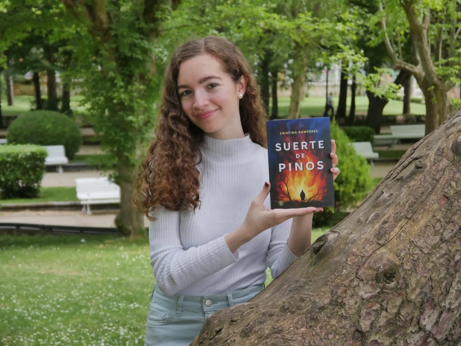 Foto 2 - Un asesinato, un inculpado y un telegrama que te cambia la vida: conoce los misterios del libro 'Suerte de Pinos'