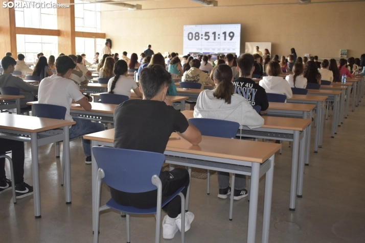Las notas de corte de acceso a la universidad aumentan en comparación con el año pasado