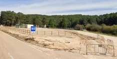 El recinto para autocaravanas durante las obras. /GM