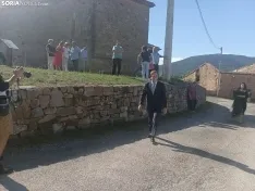 Foto 5 - Almeida o Irene Urdangar&iacute;n: As&iacute; ha sido la llegada de los invitados a la boda de Ver&oacute;nica Urquijo en Hinojosa de la Sierra