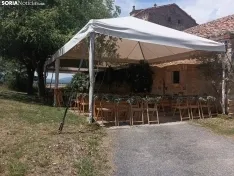 Foto 3 - Almeida o Irene Urdangar&iacute;n: As&iacute; ha sido la llegada de los invitados a la boda de Ver&oacute;nica Urquijo en Hinojosa de la Sierra