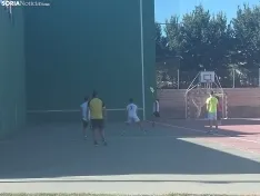 Foto 12 - Orillares vive una deportiva jornada con el II Campeonato de frontenis de la localidad