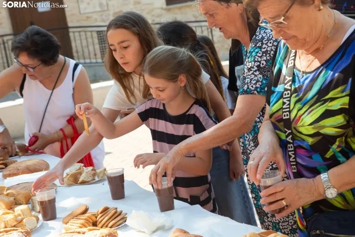 Chocolatada Día de las peñas en San Esteba 2024