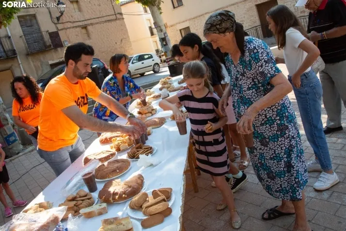 Chocolatada Día de las peñas en San Esteba 2024