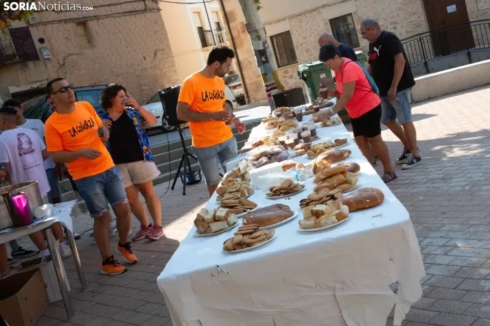 Chocolatada Día de las peñas en San Esteba 2024