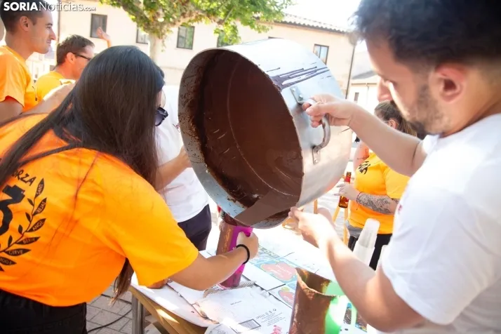 Chocolatada Día de las peñas en San Esteba 2024