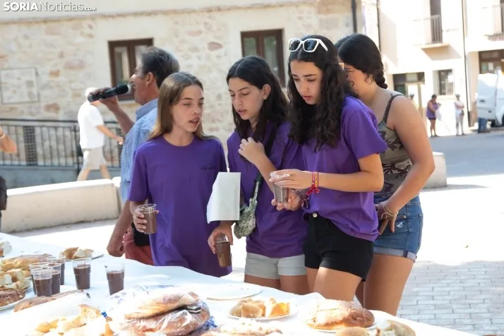 Chocolatada Día de las peñas en San Esteba 2024