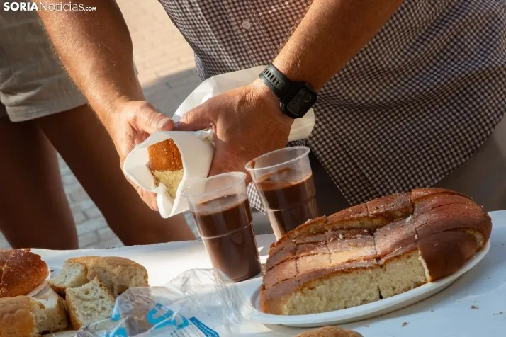 Chocolatada Día de las peñas en San Esteba 2024