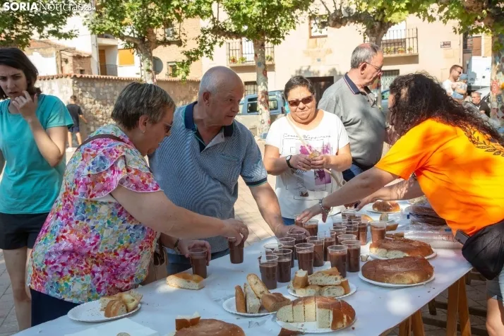 Chocolatada Día de las peñas en San Esteba 2024